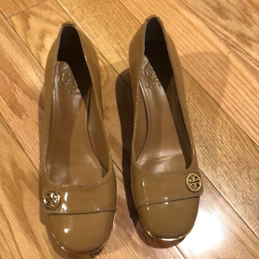 Tory Burch pumps